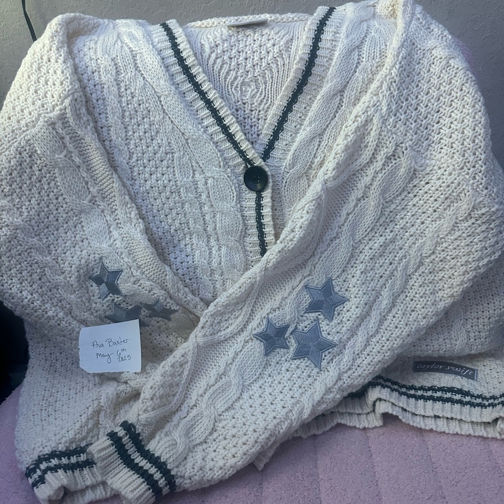 Taylor Swift OFFICIAL folklore Cardigan